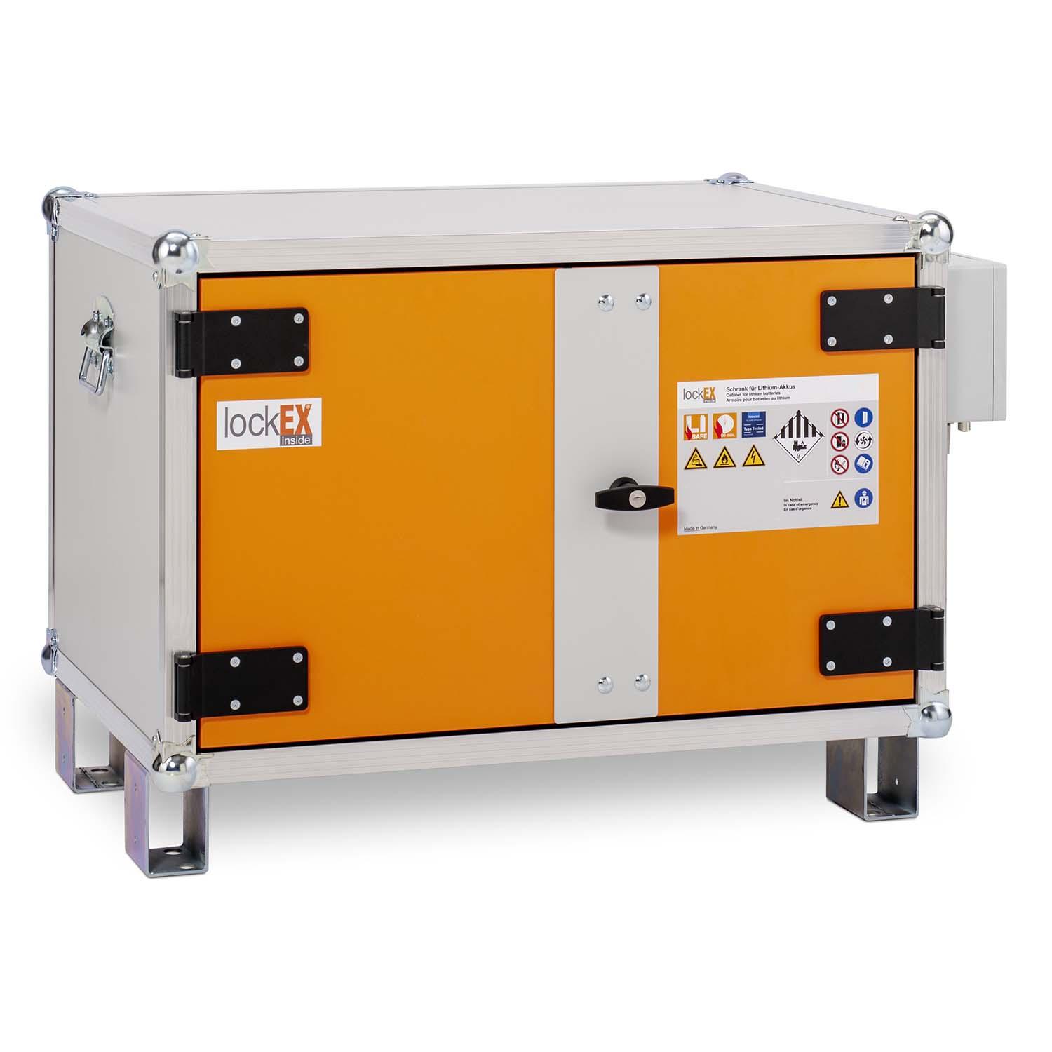 Lithium-Ionen-Akku-Ladeschrank premiumPLUS 8/5, Rauchmelder, mit Füßen, lockEX 2.0, VDMA-zertifiziert, BMA und Fernalarm Lithium-Ionen-Akku-Schränke zum Laden Produktbild Lithium-Ionen-Akku-Ladeschrank premiumPLUS 8/5, Rauchmelder, mit Füßen, lockEX 2.0, VDMA-zertifiziert, BMA und Fernalarm